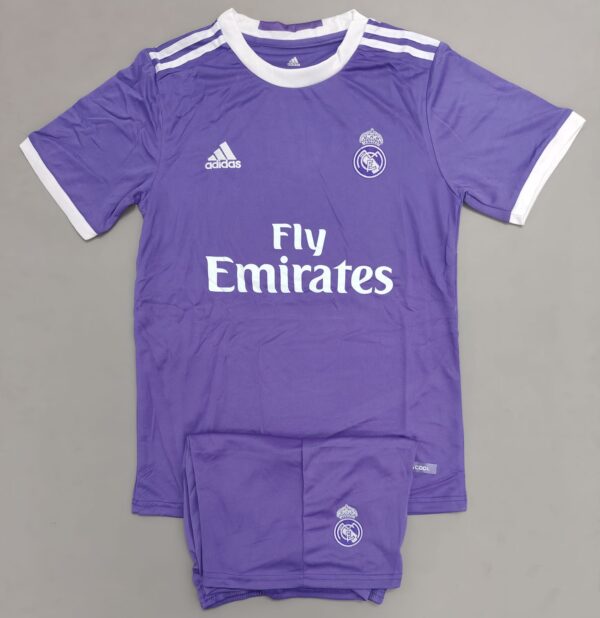 Real Madrid 2016/17 Away Set – Fan Version